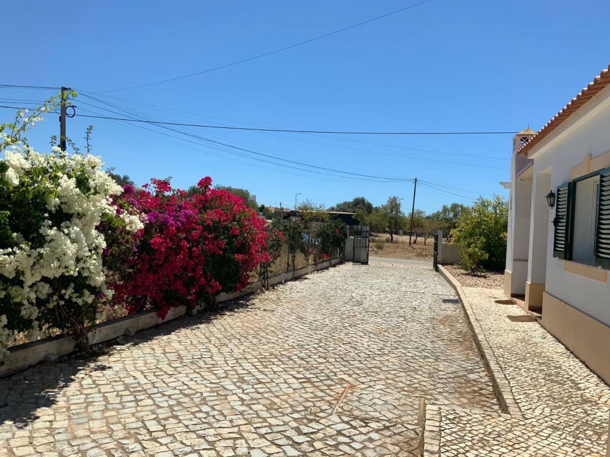 Guest House Alfarrobeiras Albufeira Ngoại thất bức ảnh